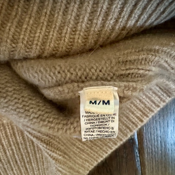 EUC! Tory Burch /Tory Sport Cashmere Relaxed Turtleneck - Size M - Picture 8 of 10